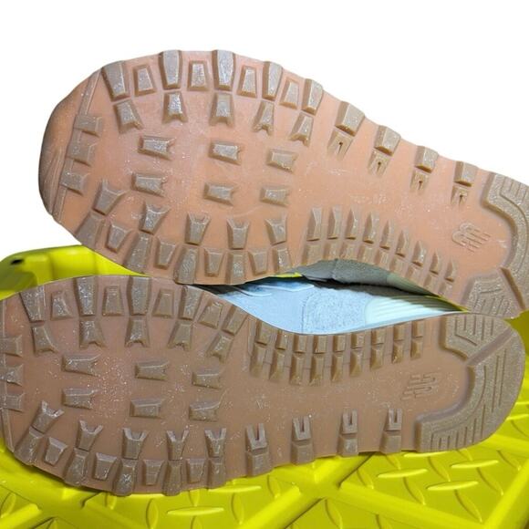 New Balance 574 Sneaker, gray with blue NEW size 8 - Picture 5 of 6